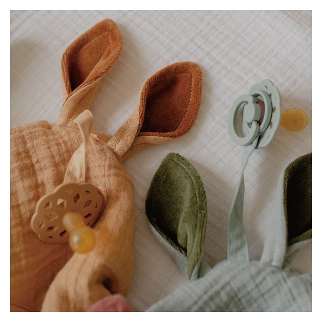 丹麥BIBS Cuddle Cloth Kangaroo袋鼠安撫巾(象牙白/沙漠/腮紅/雲灰/灰綠)-優惠價